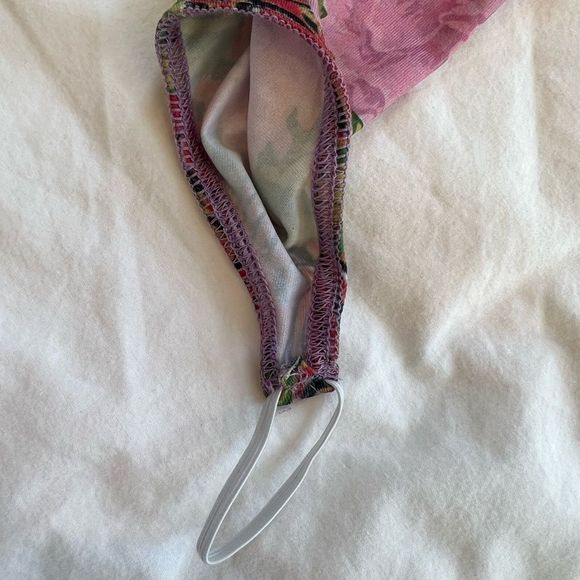 MAISIE WILEN FLORAL PRINT BODY SHOP TOP ROSE RED - Picture 5 of 7